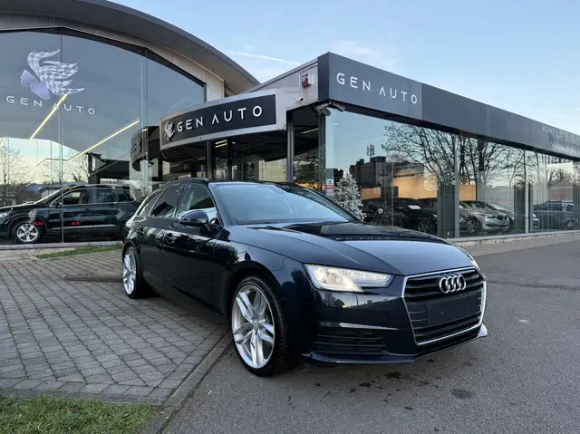 Audi A4 Avant 2.0 TDi Sport S tronic * 12 MOIS GARANTIE *