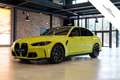 BMW M3 Competition Limousine Geel - thumbnail 1