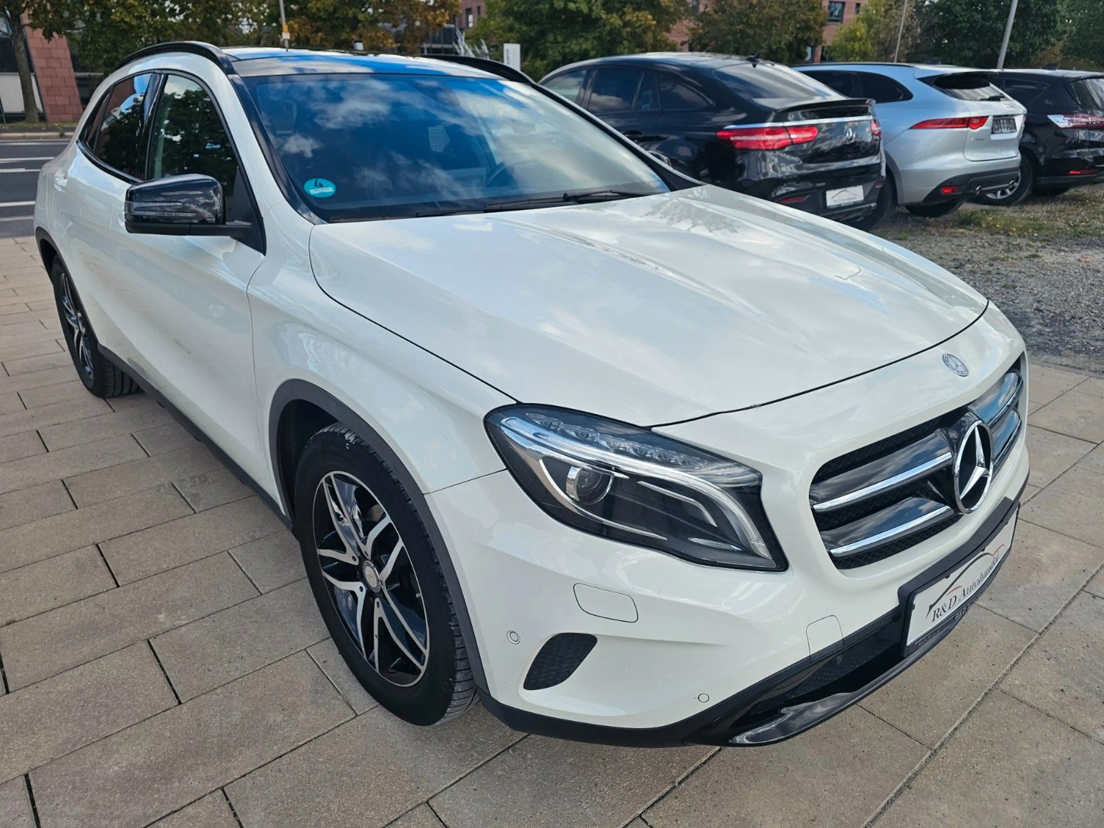 Mercedes-Benz GLA 180 GLA GLA 180 — photo 2
