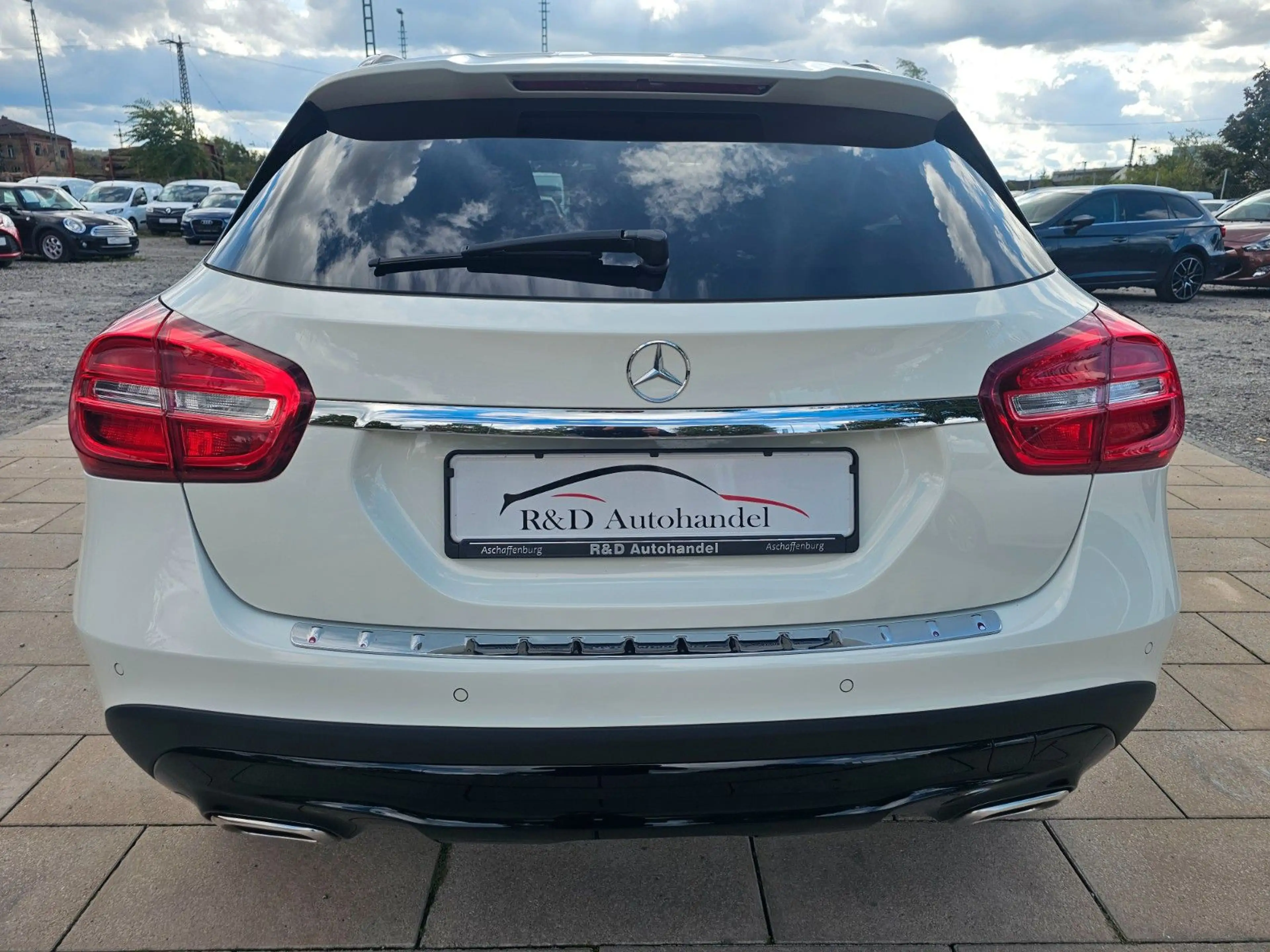 Mercedes-Benz GLA 180 GLA GLA 180 — photo 8