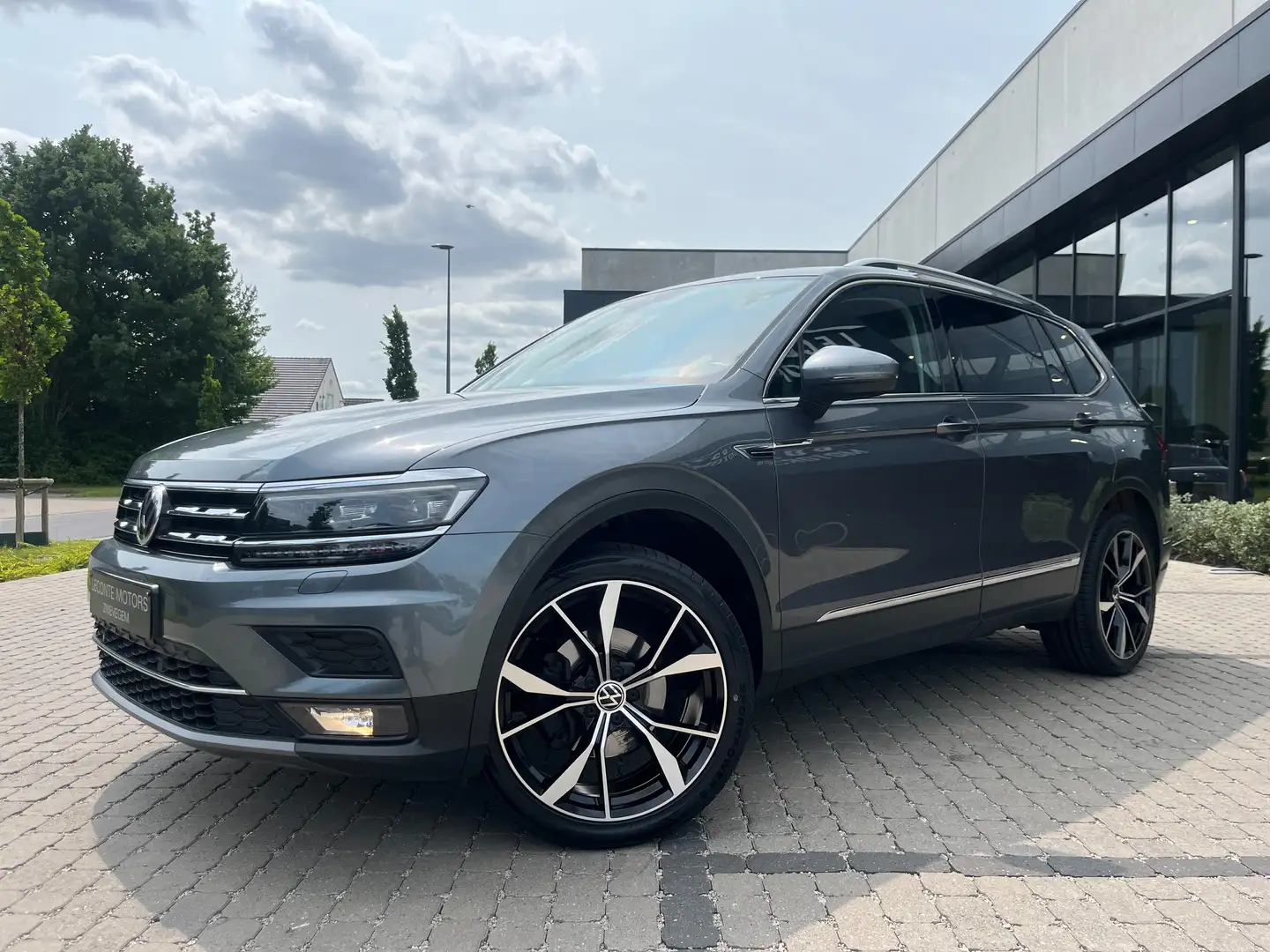 Volkswagen Tiguan Allspace 1.5 TSI Highline DSG 7-zitpl/LED/Carplay/ACC/...!! Gris - 2
