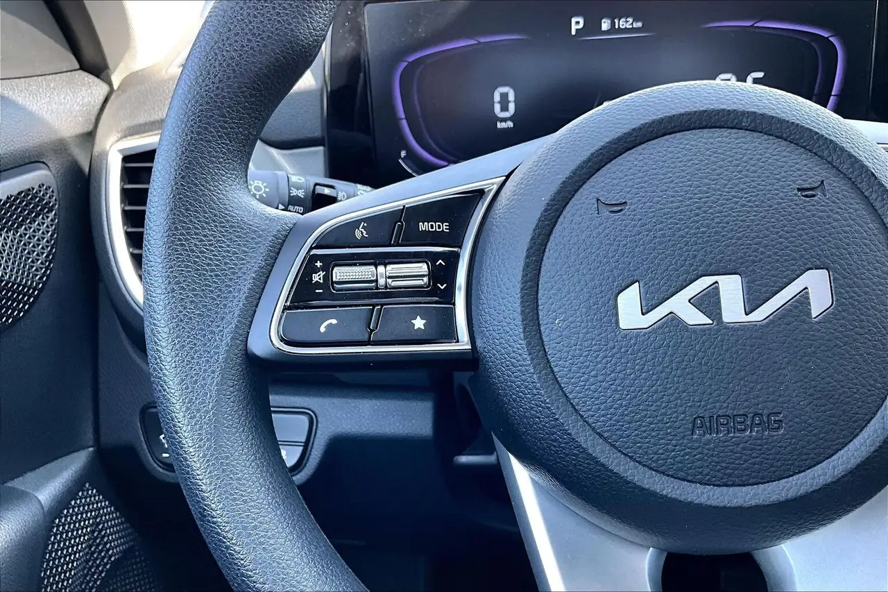 Kia Seltos photo Kia Seltos