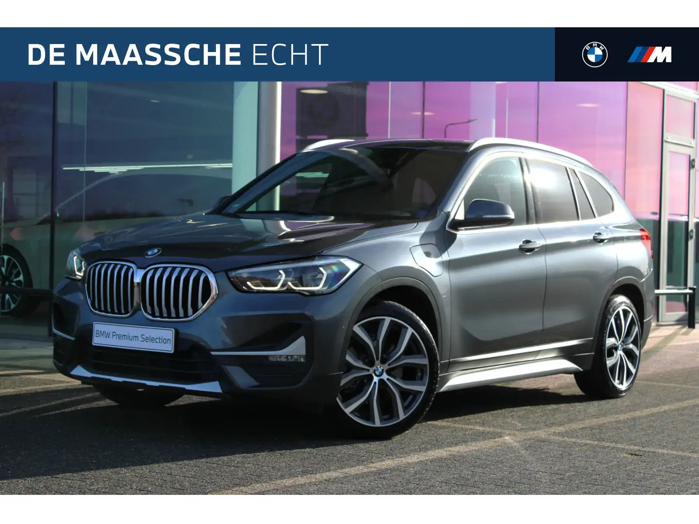 BMW X1 xDrive25e High Executive xLine Automaat / Panorama Gris - 1