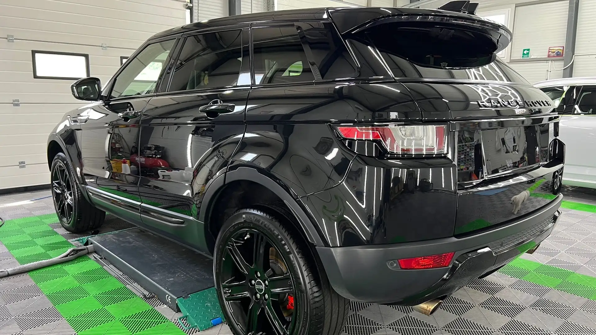 Land Rover Range Rover Evoque TD4 Aut. SE - 2