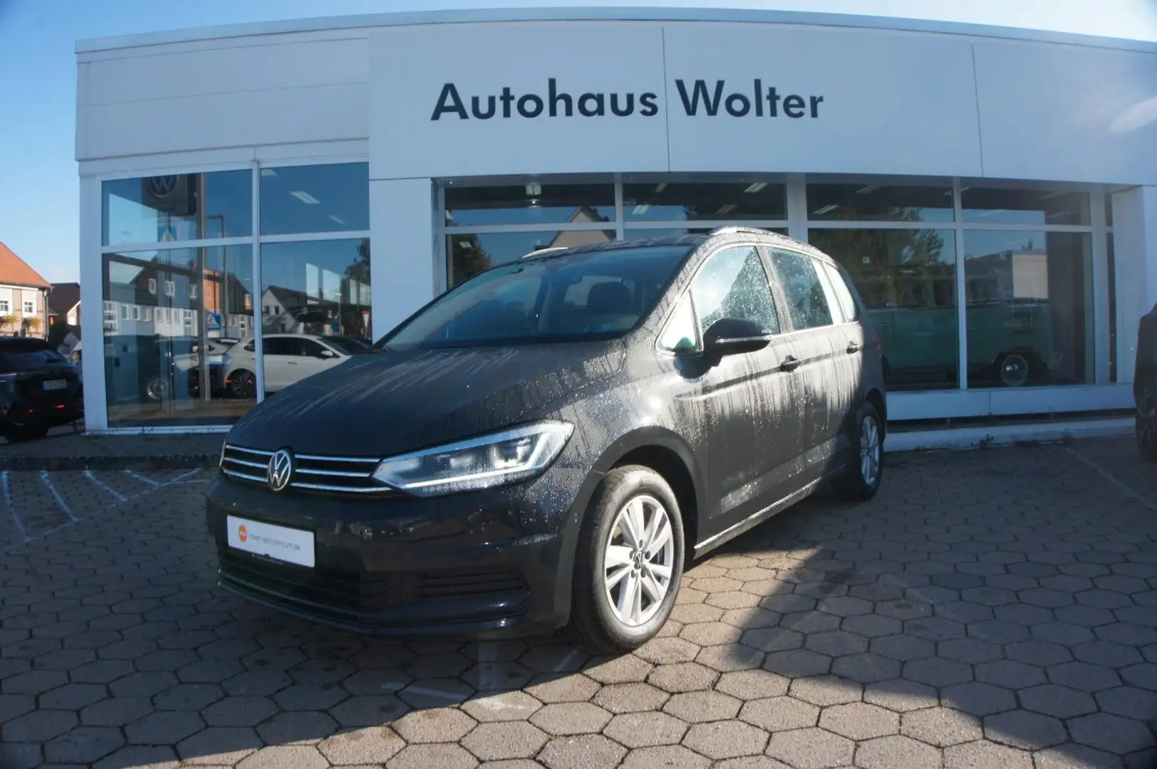 Volkswagen Touran 2.0 TDI Comfortline Navi LED ACC Massage Grijs - 1