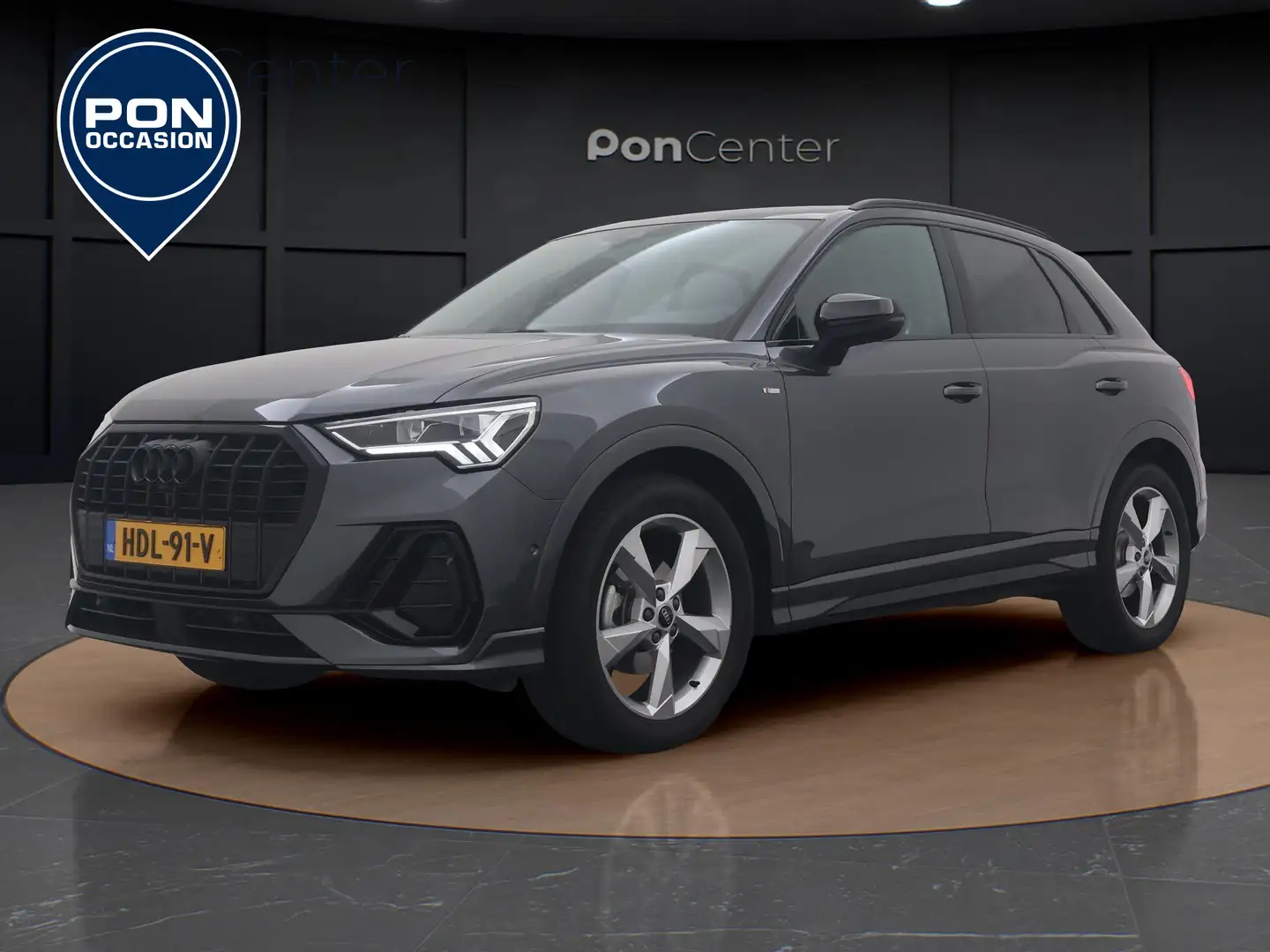 Audi Q3 35 TFSI S Edition Competition | Navigatie | 360 Ca Grijs - 1