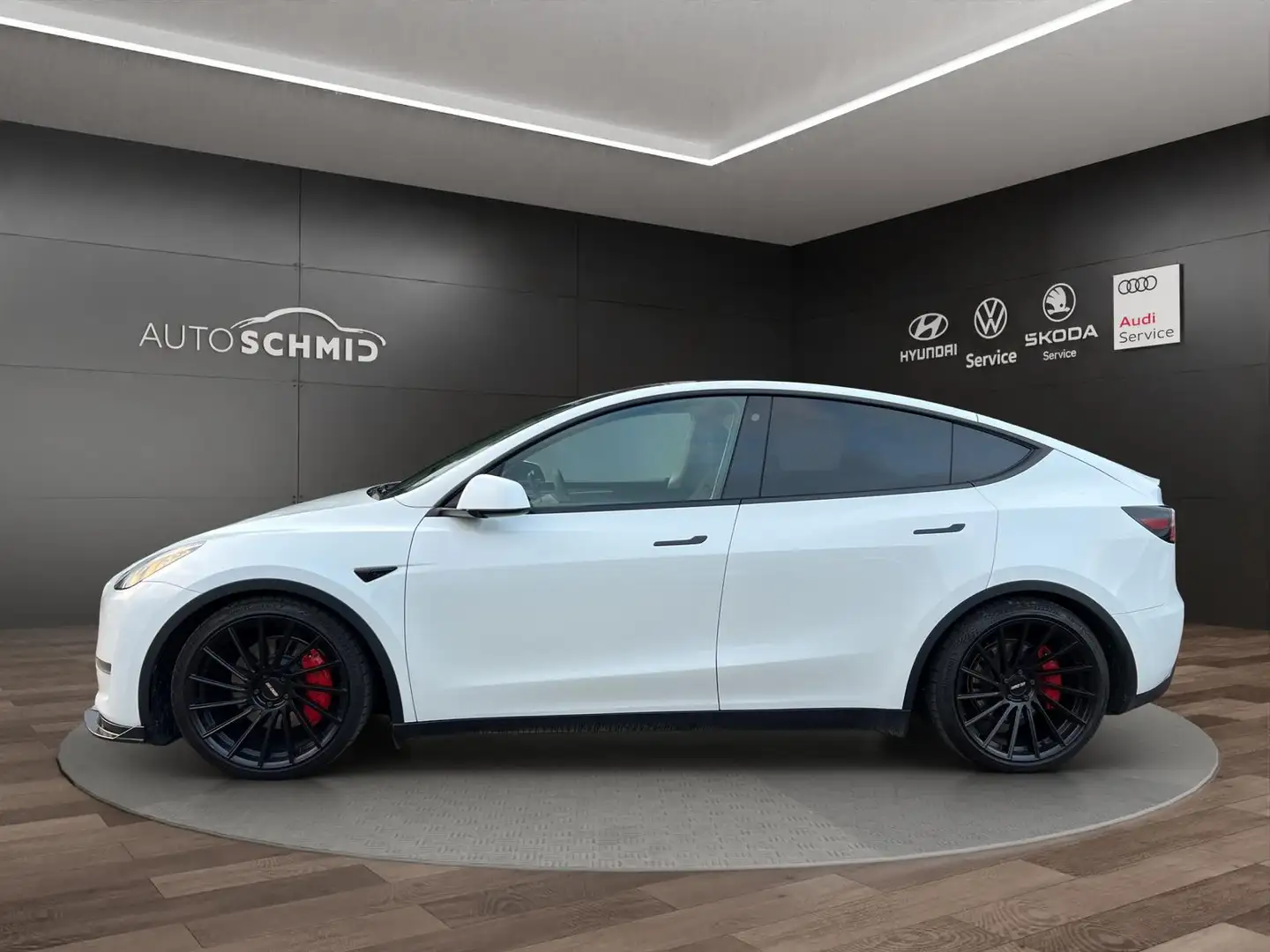 Tesla Model Y Long Range AWD NAVI ACC PANO 21" Weiß - 2