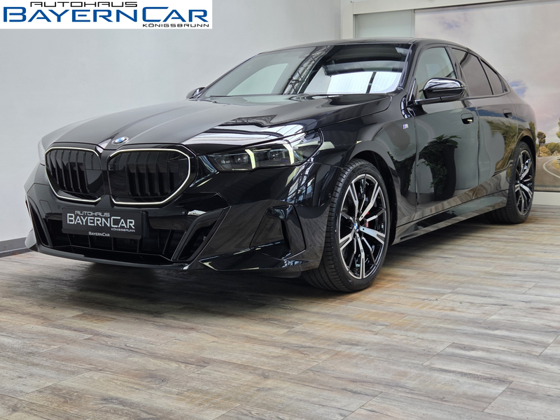 BMW 540 xDr. M Sport Pro Pano Sitzlüft. AHK ACC B&W