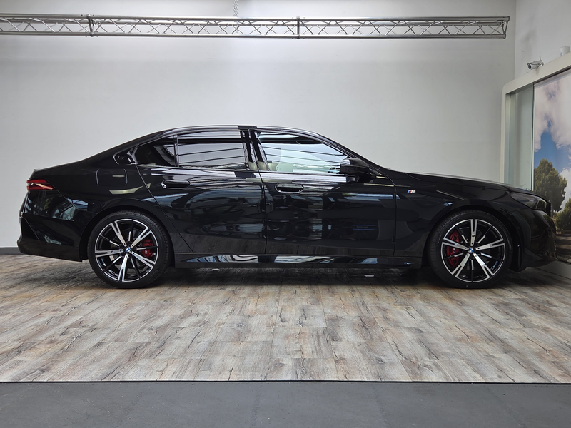 BMW 540 xDr. M Sport Pro Pano Sitzlüft. AHK ACC B&W — photo 4