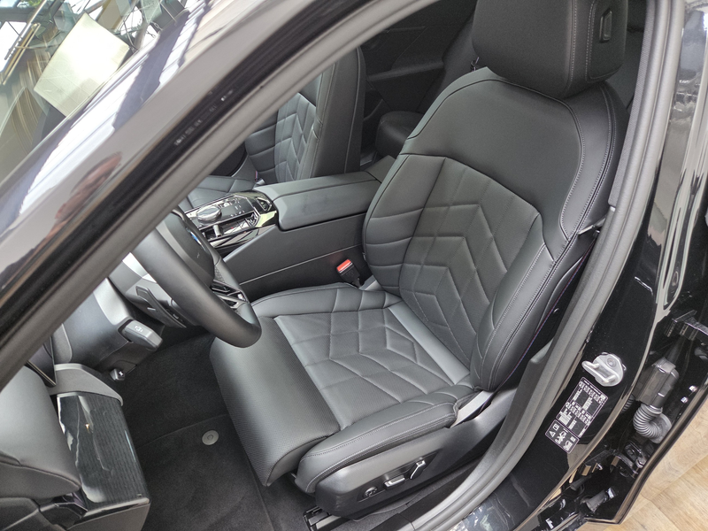 BMW 540 xDr. M Sport Pro Pano Sitzlüft. AHK ACC B&W — photo 15