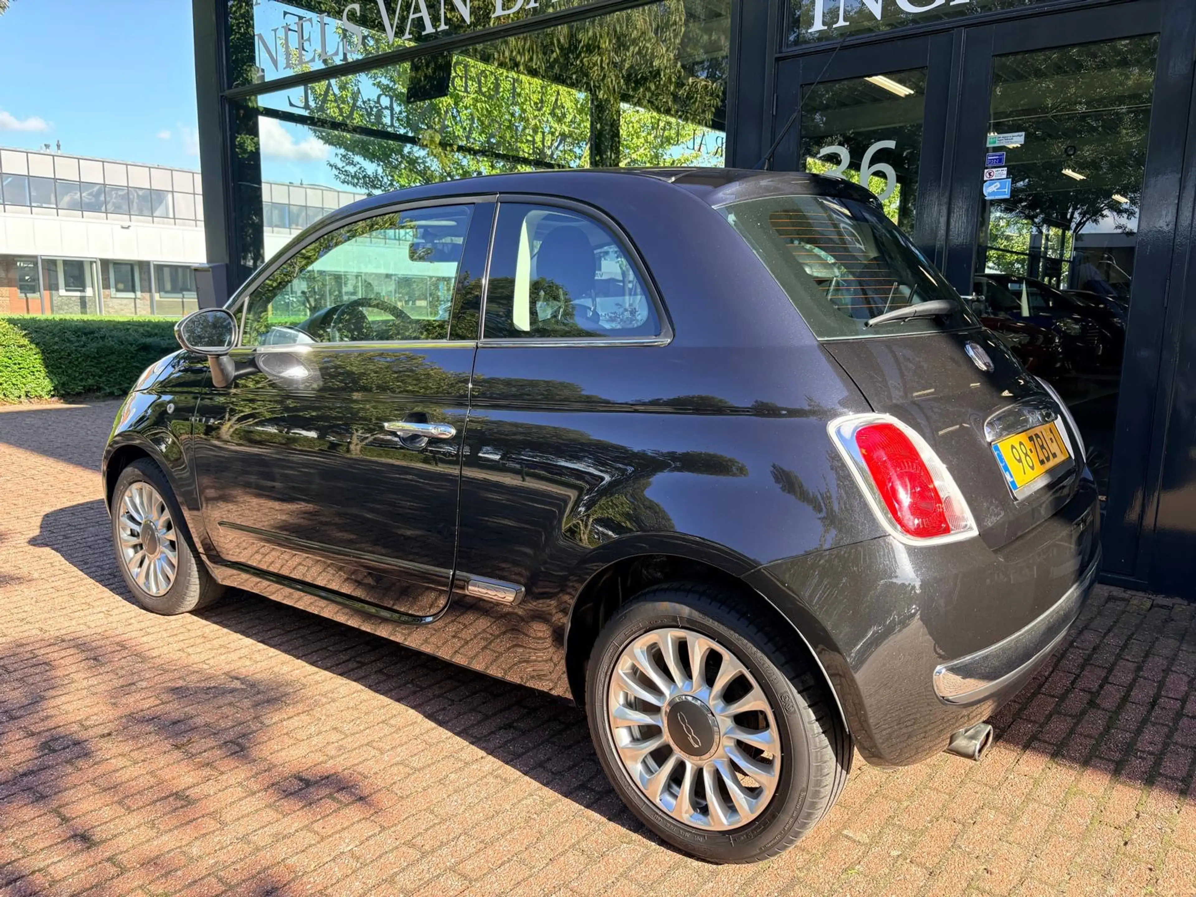 Fiat 500 0.9TwinAir Lounge Automaat/65Dkm NAP/Panorama/Airc — photo 2