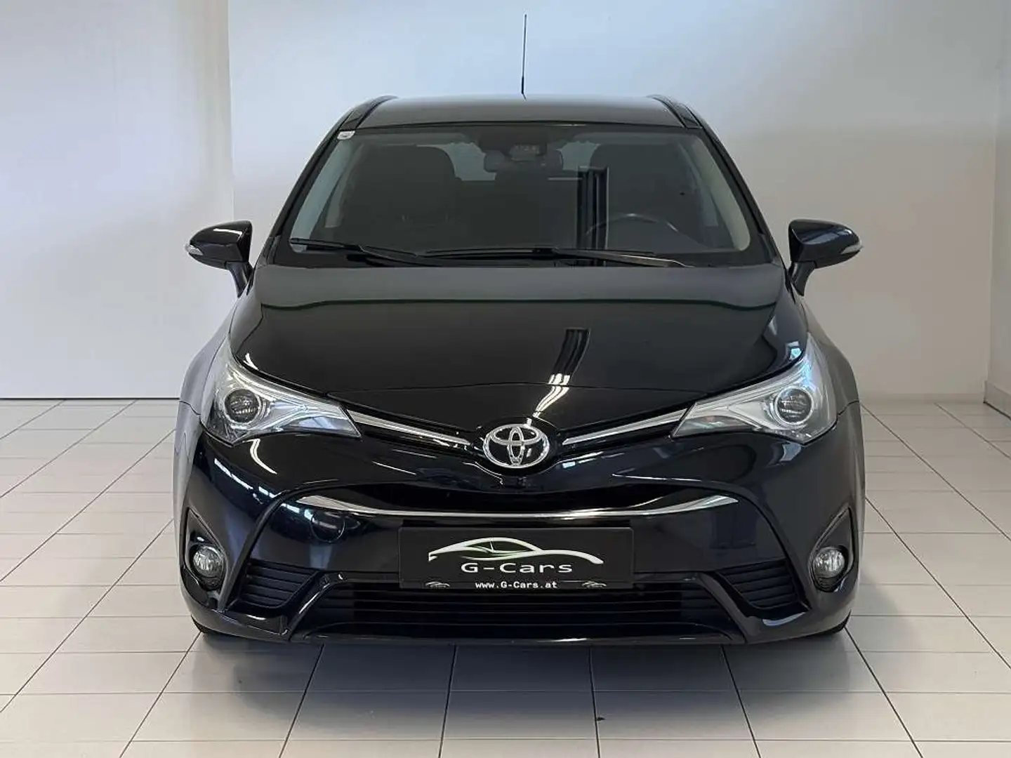 Toyota Avensis 2,0 D4-D Active *Spurhalteassist*Notbremsassist... Noir - 2