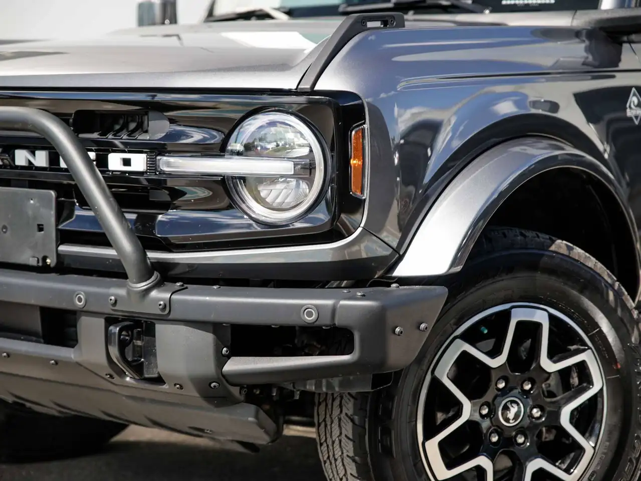 Ford Bronco снимка Ford Bronco