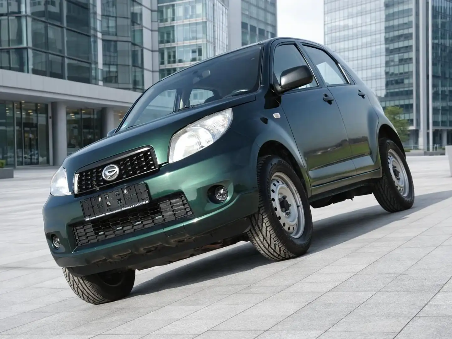 Daihatsu Terios 2. Hand. 56334 km. AHK. Klima. Winterreifen ! Verde - 1