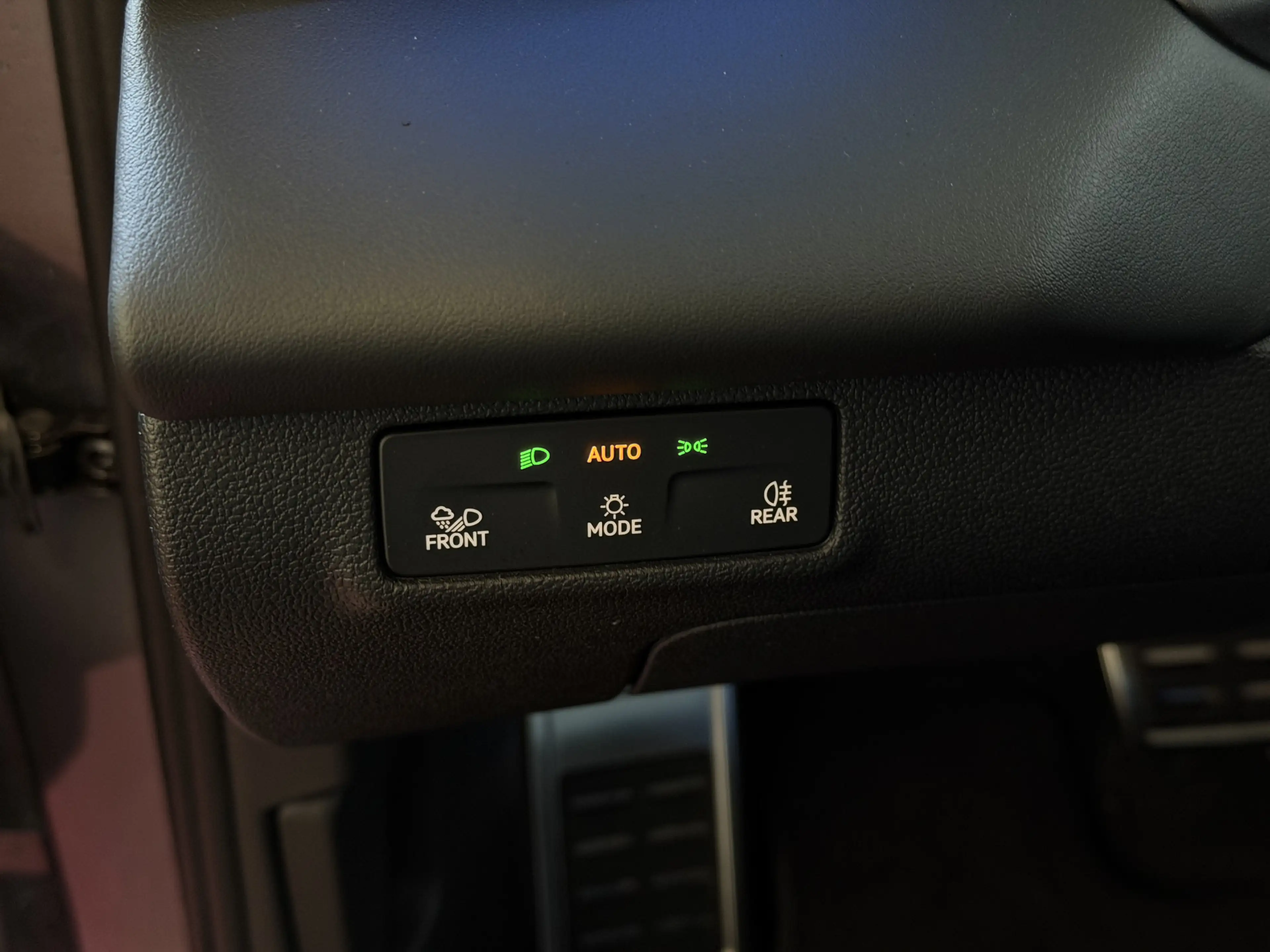 Volkswagen T-Roc 1.5 eTsi 150PK R-LINE EDITION VW.TREKHAAK IQ LED/G — photo 21