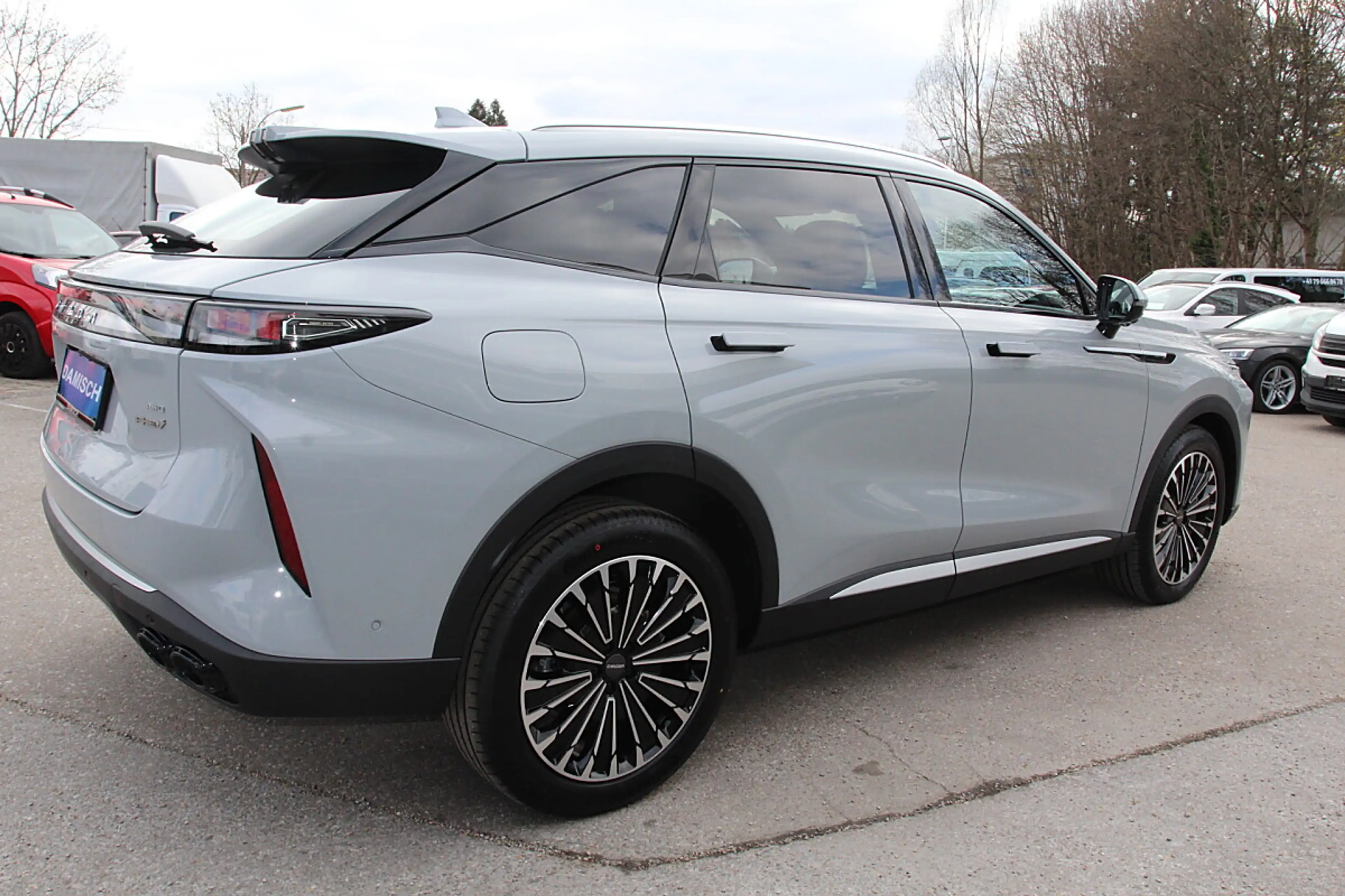Omoda 9 PHEV 1.5TGDi Premium Line AWD — photo 3