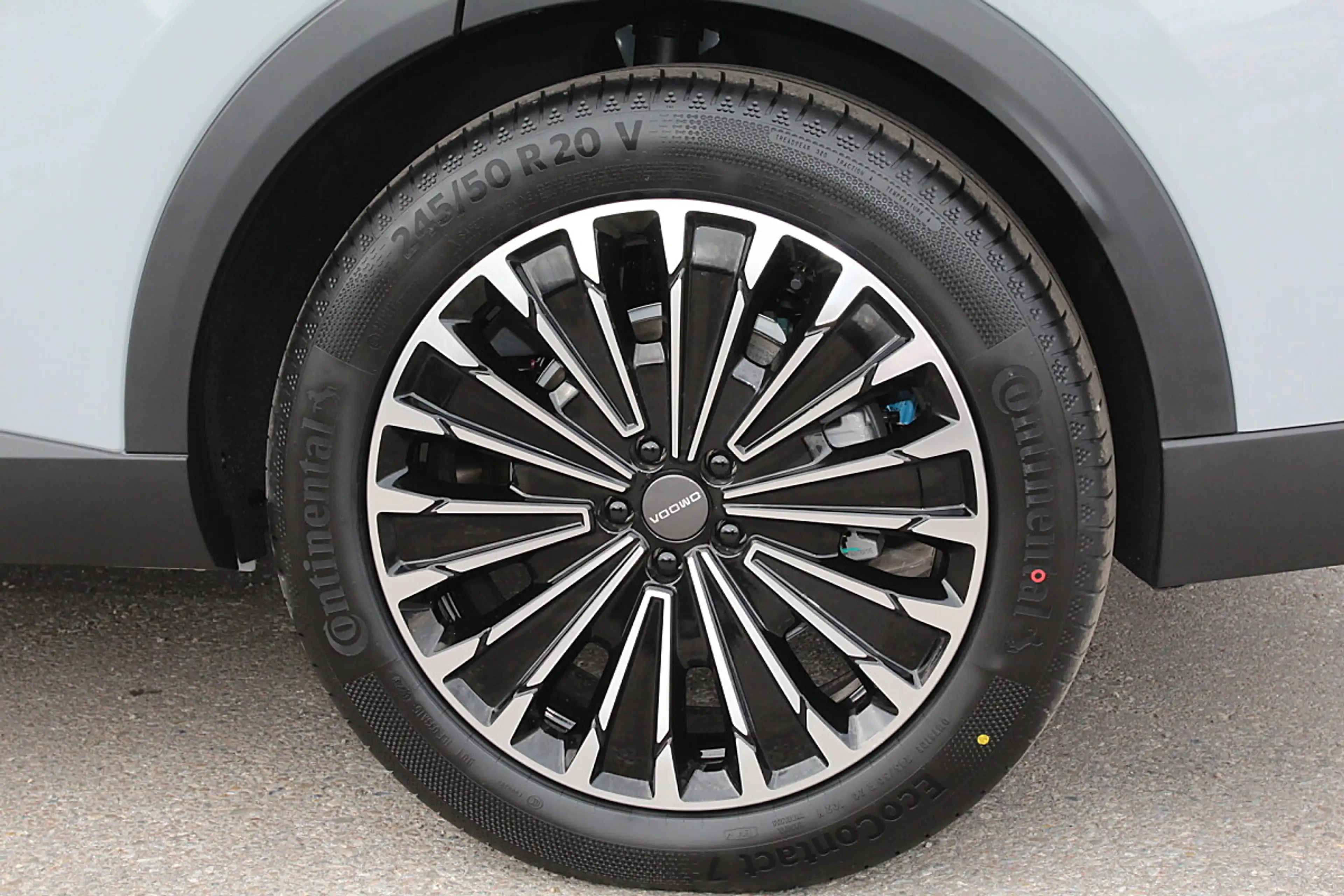 Omoda 9 PHEV 1.5TGDi Premium Line AWD — photo 11