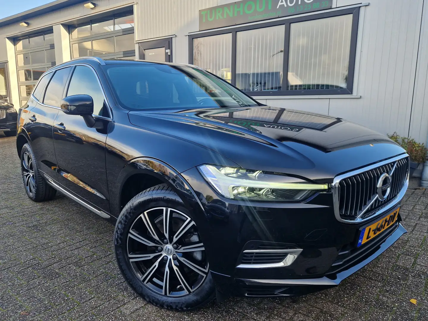 Volvo XC60 2.0 Recharge T8 AWD Inscription Panoramadak | Harm Zwart - 1