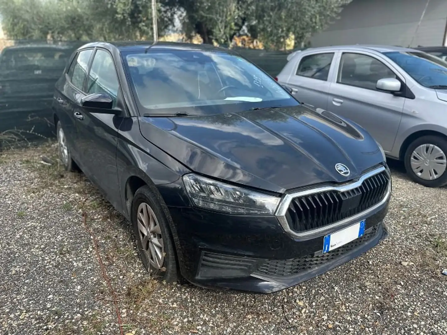 Skoda Fabia 1.0 MPI 80 CV Ambition Noir - 2