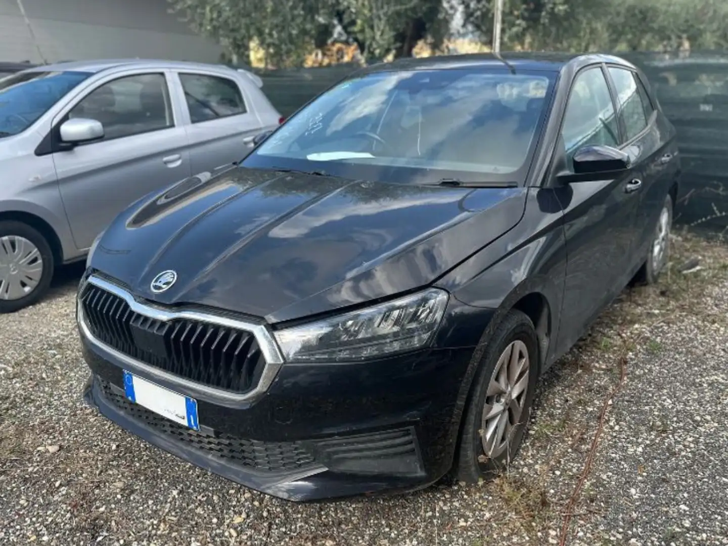 Skoda Fabia 1.0 MPI 80 CV Ambition Noir - 1