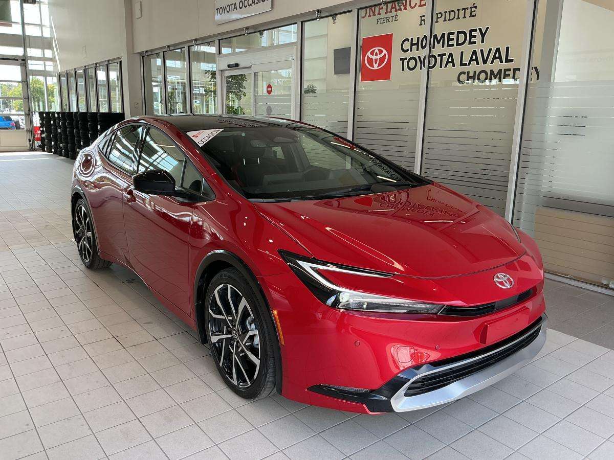2026 Toyota Prius XSE PHEV FWD 2.0L 220hp 64km EV 12.3po CarPlay Qi
