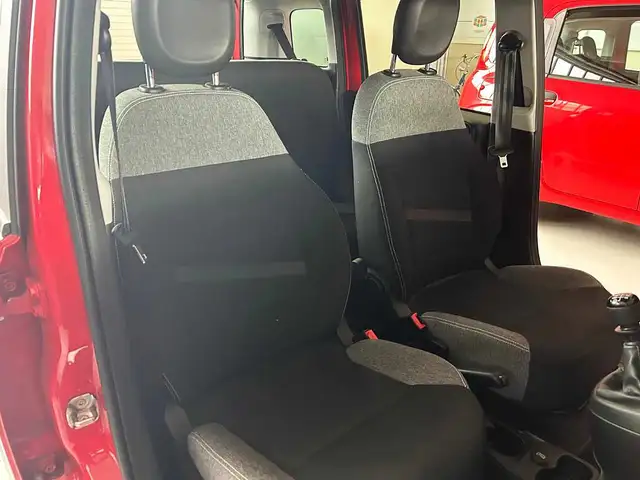 Fiat Panda view 8