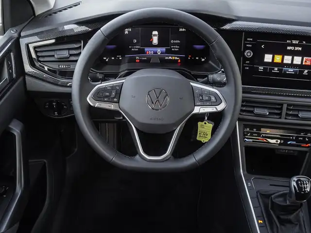 Volkswagen Polo view 11