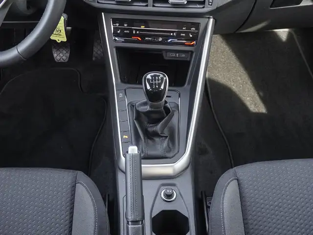 Volkswagen Polo view 14