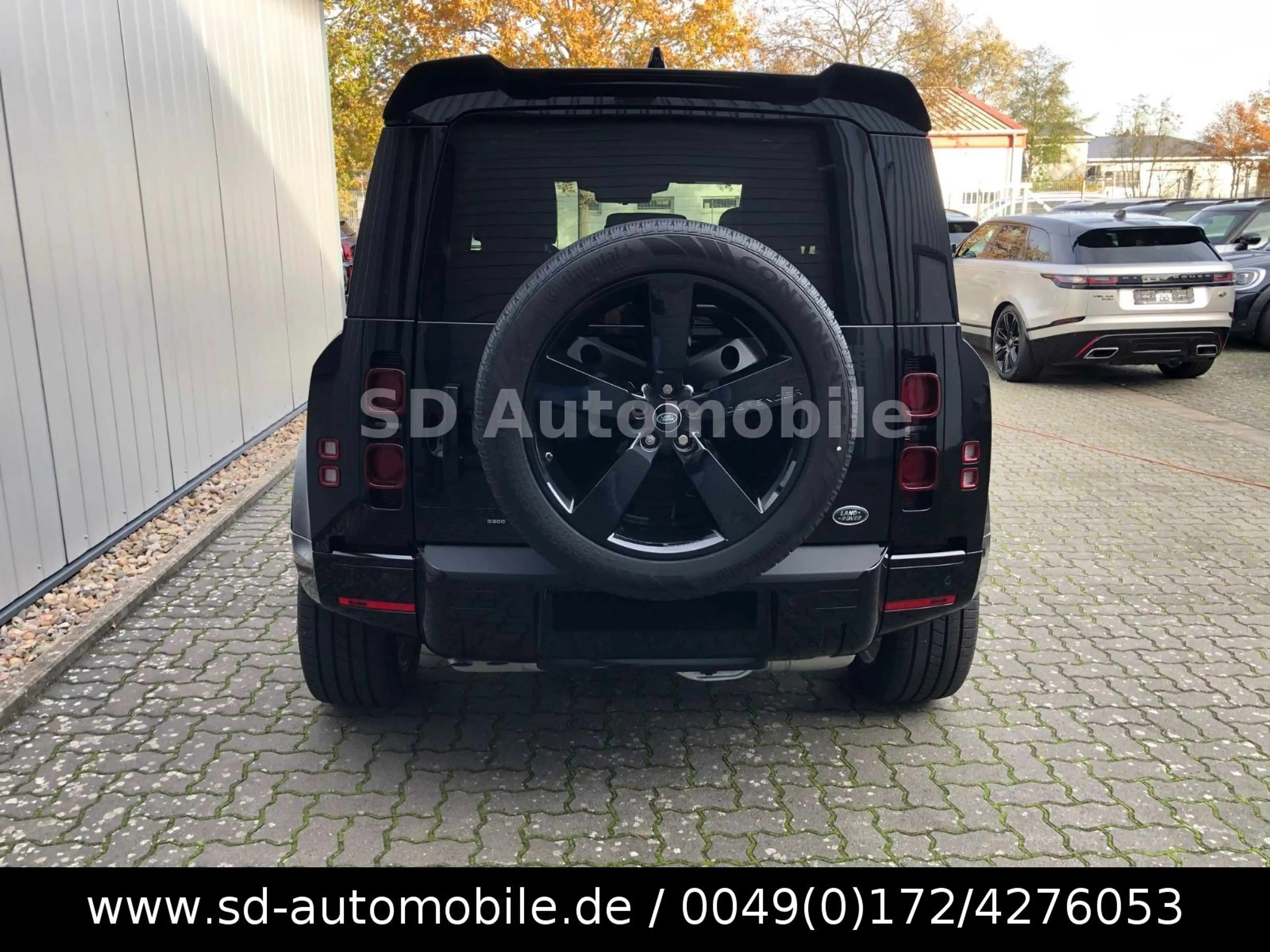 Land Rover Defender 90 X-Dynamic D250 3,0d SE BLACK-DESIGN — photo 5