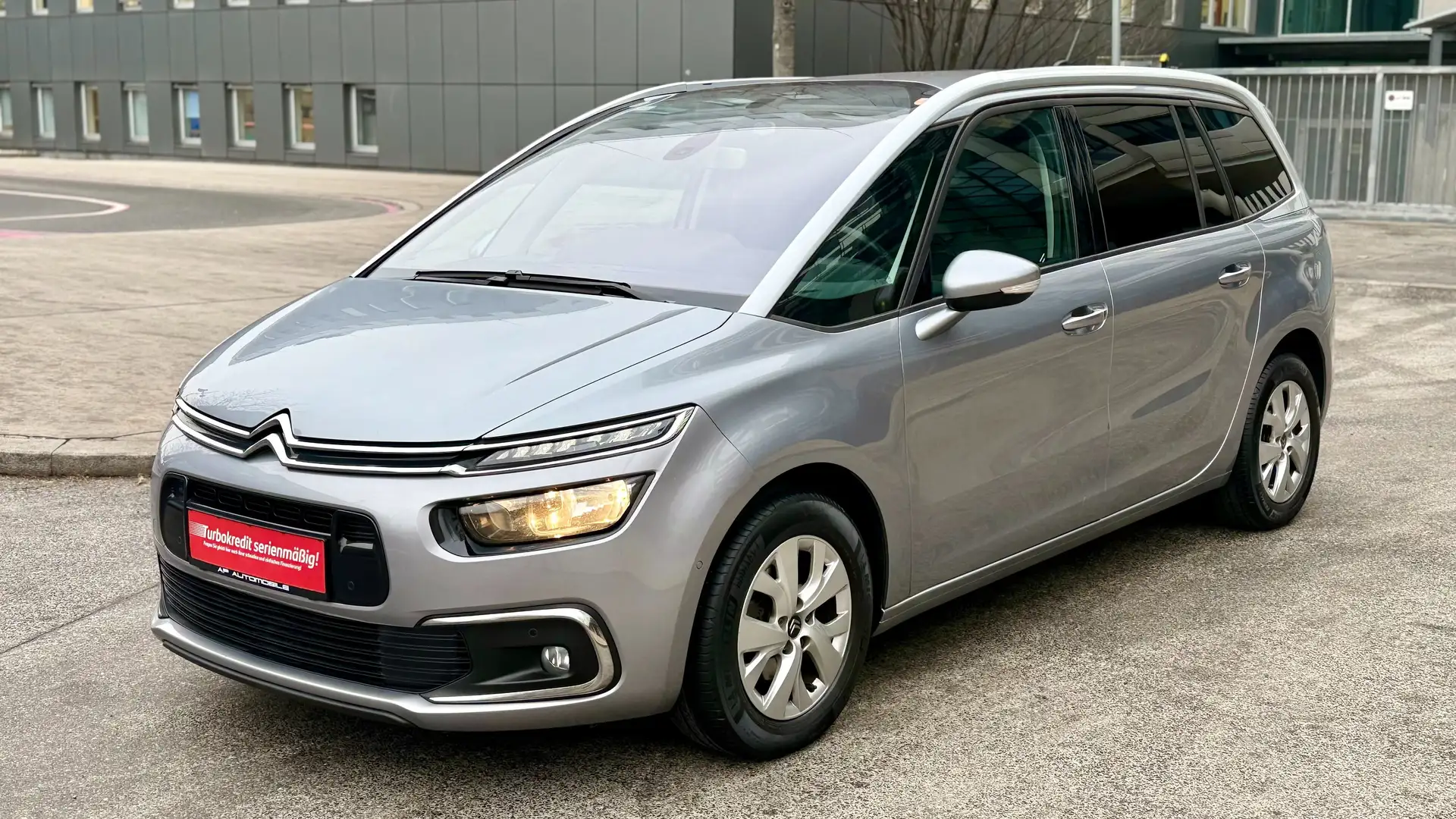 Citroen Grand C4 Picasso Grand C4 SpaceTourer BlueHDI 120 S 7-Sitzer Gris - 1
