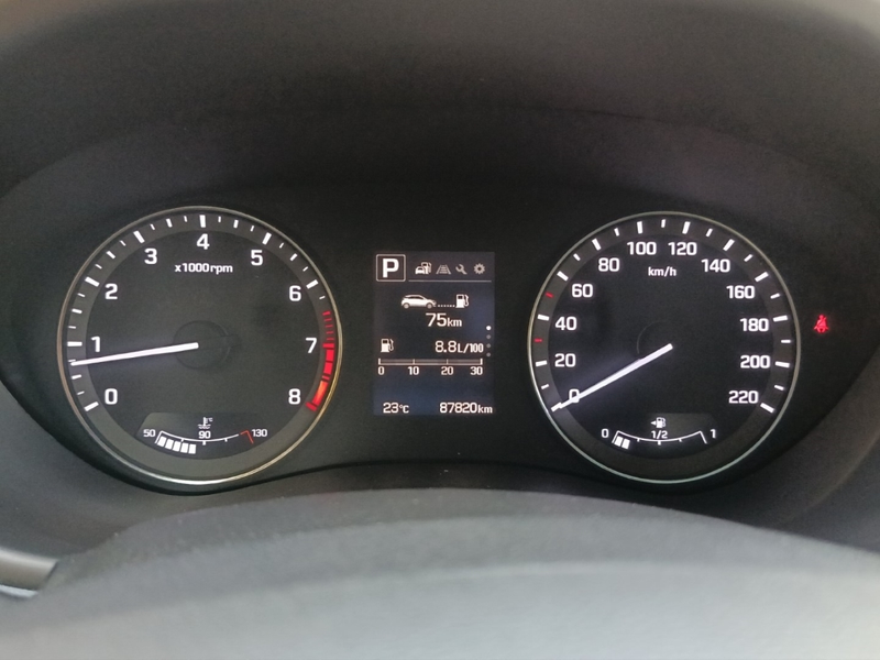 Hyundai i20 STYLE 1.4 *PANO*KEYLESS*SITZHZG*KLIMA* — photo 12
