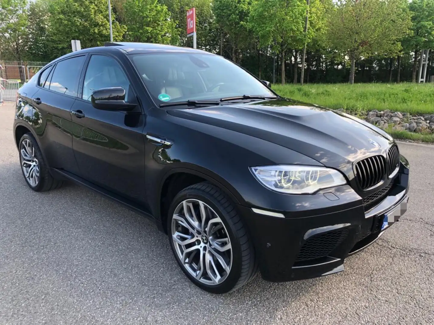 BMW X6 M Fekete - 1