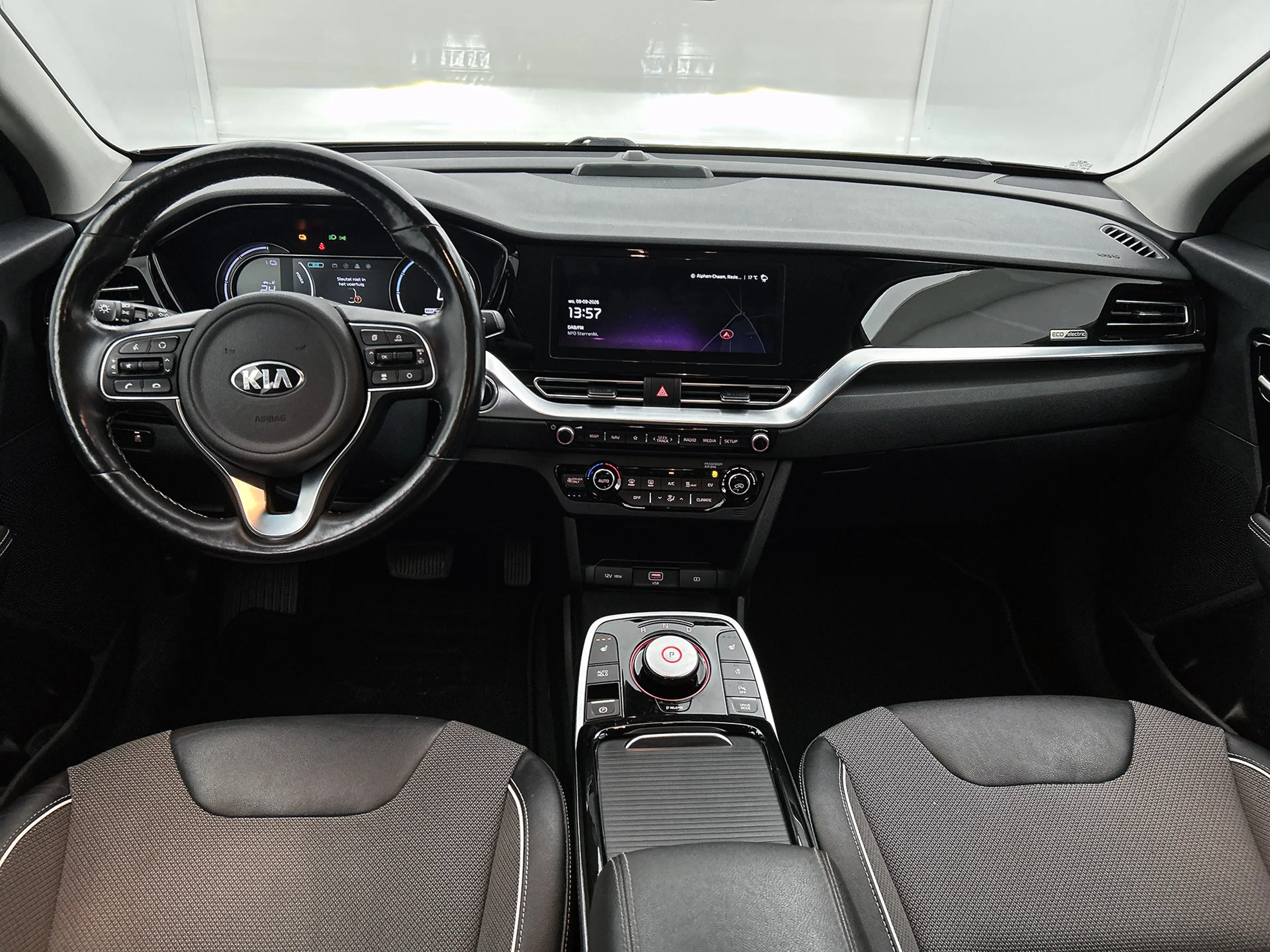 Kia e-Niro DynamicPlusLine 64 kWh Navigatie | Climate control — photo 4