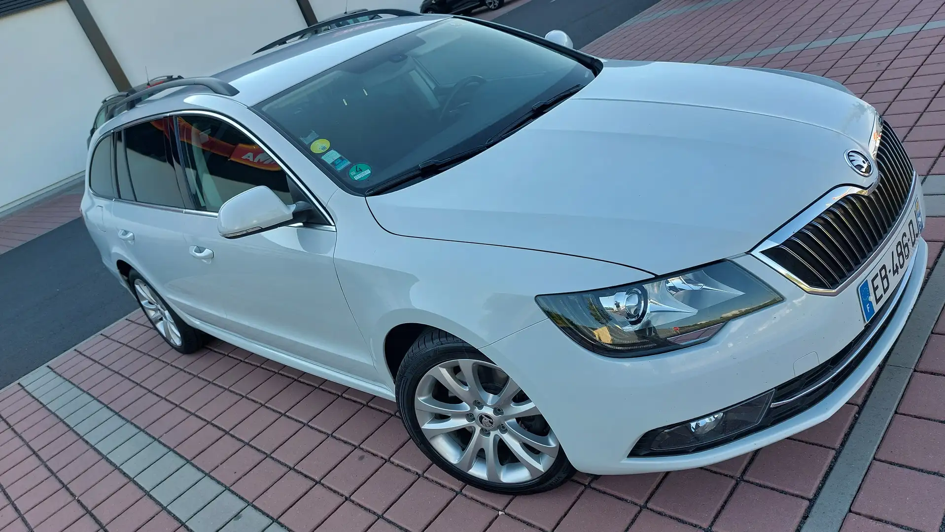 Skoda Superb Superb Combi 2.0 TDI 170 GreenTec Elegance DSG Blanc - 1