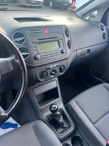 Volkswagen Golf view 15
