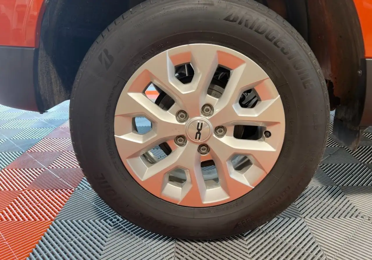 Dacia Duster — photo 23