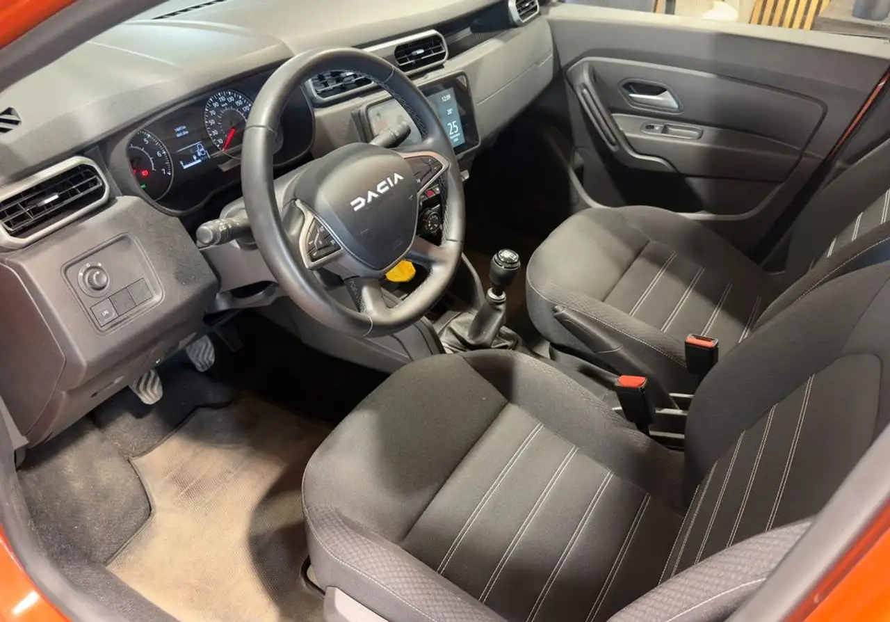 Dacia Duster — photo 26