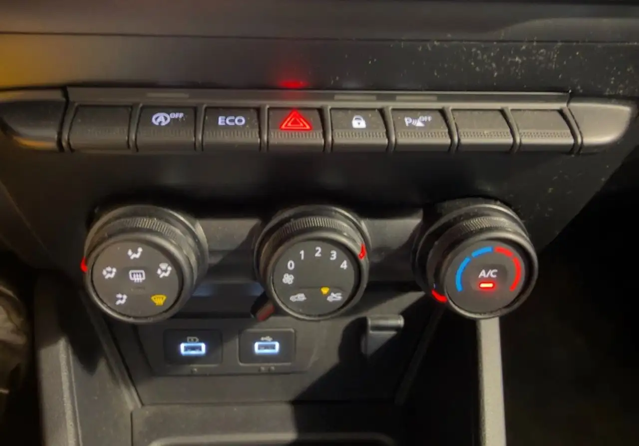 Dacia Duster — photo 29