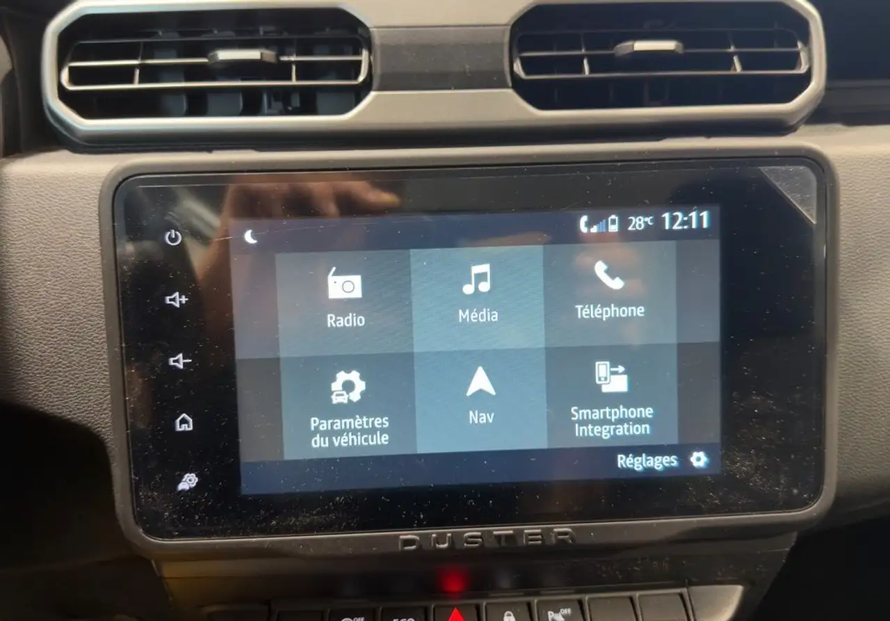 Dacia Duster — photo 12