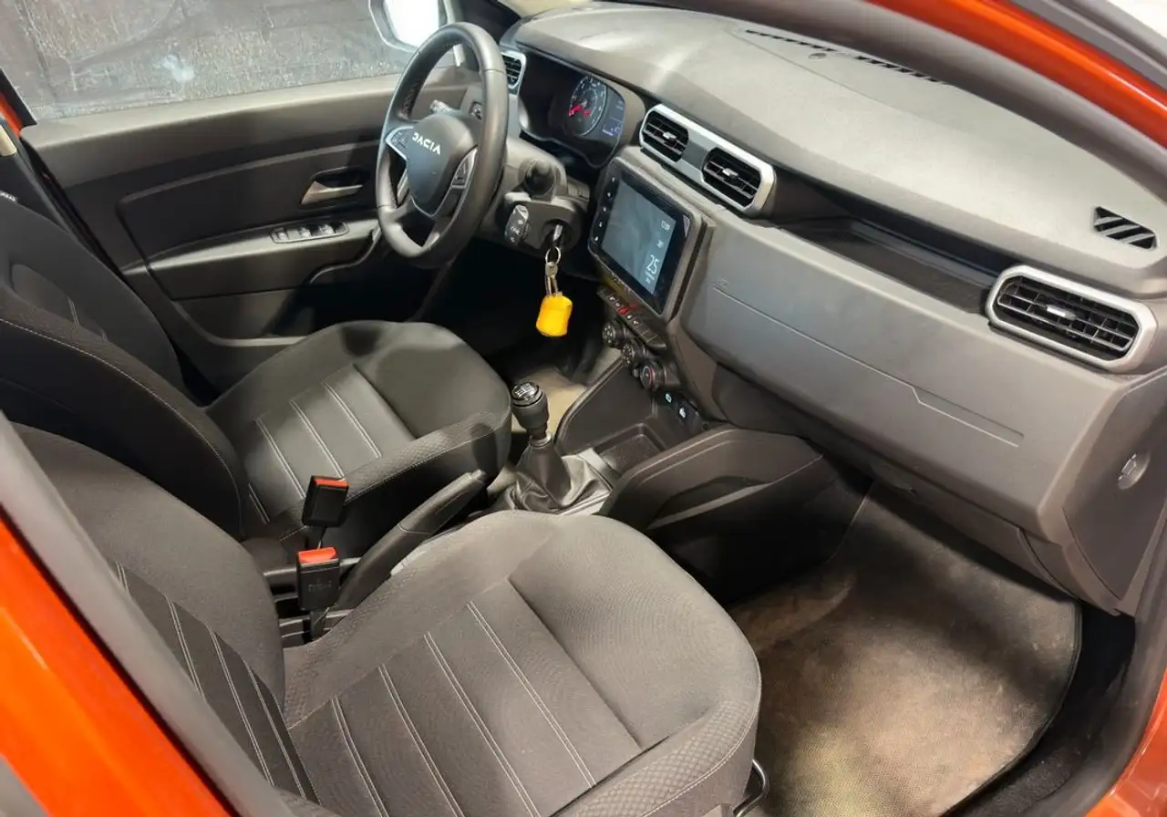 Dacia Duster — photo 27