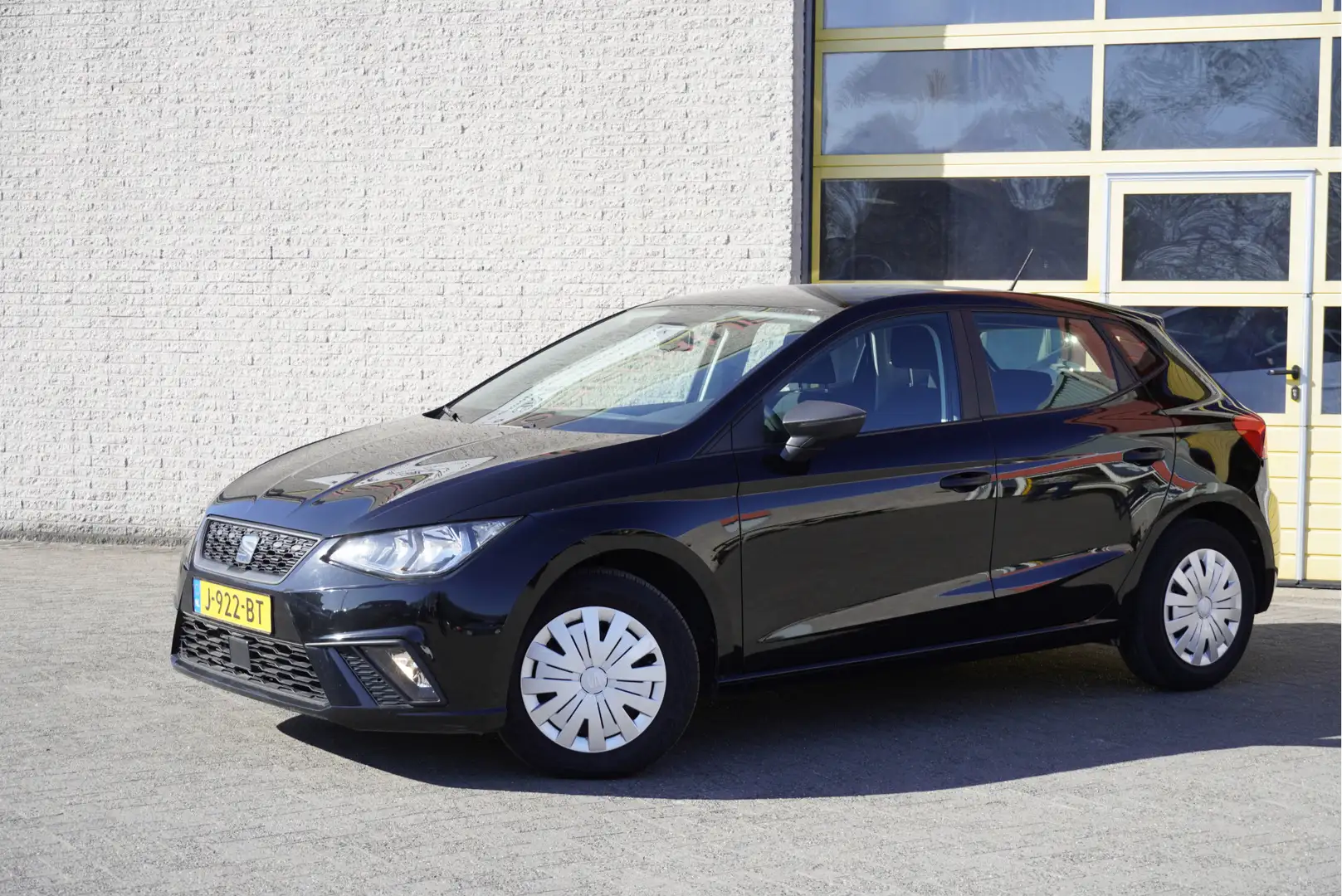 SEAT Ibiza 1.0 MPI 5drs Reference BJ2020 Audio | Pdc | Airco Negro - 2