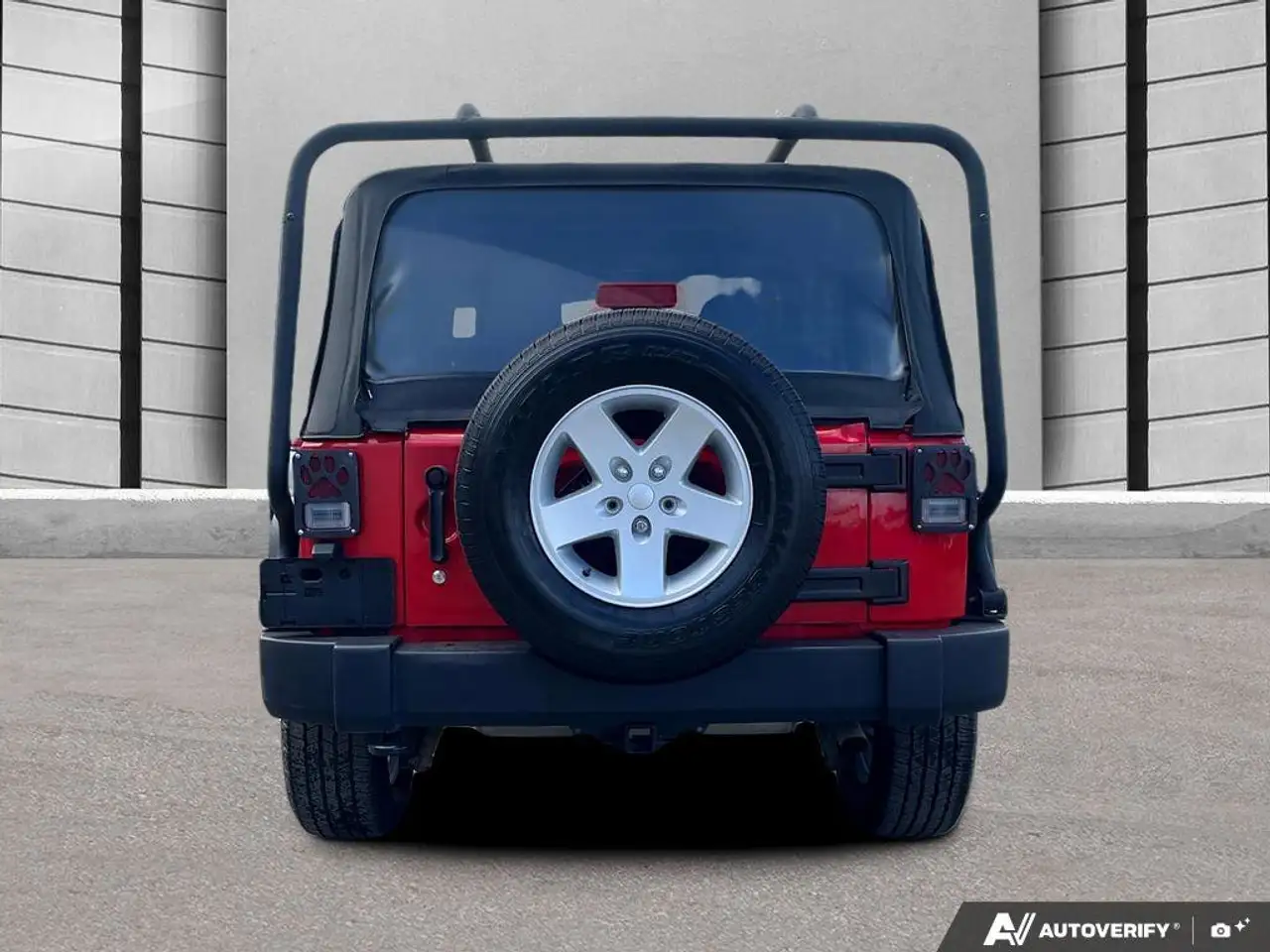 Jeep Wrangler снимка Jeep Wrangler