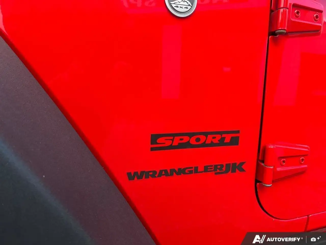 Jeep Wrangler снимка Jeep Wrangler