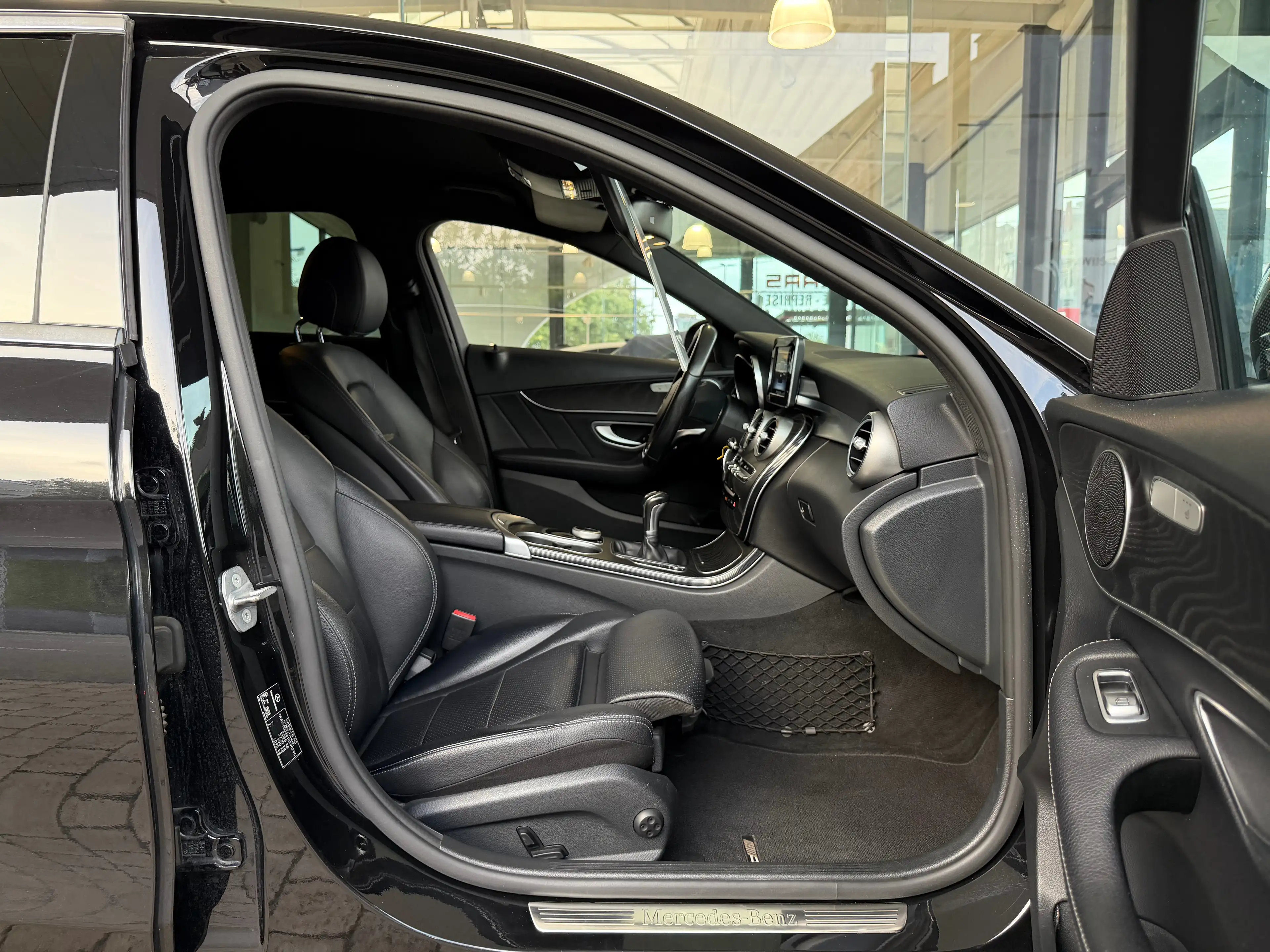 Mercedes-Benz C 180 d "PACK AMG" BIXENON-GPS-CUIR-JA18P-GAR 1AN — photo 10