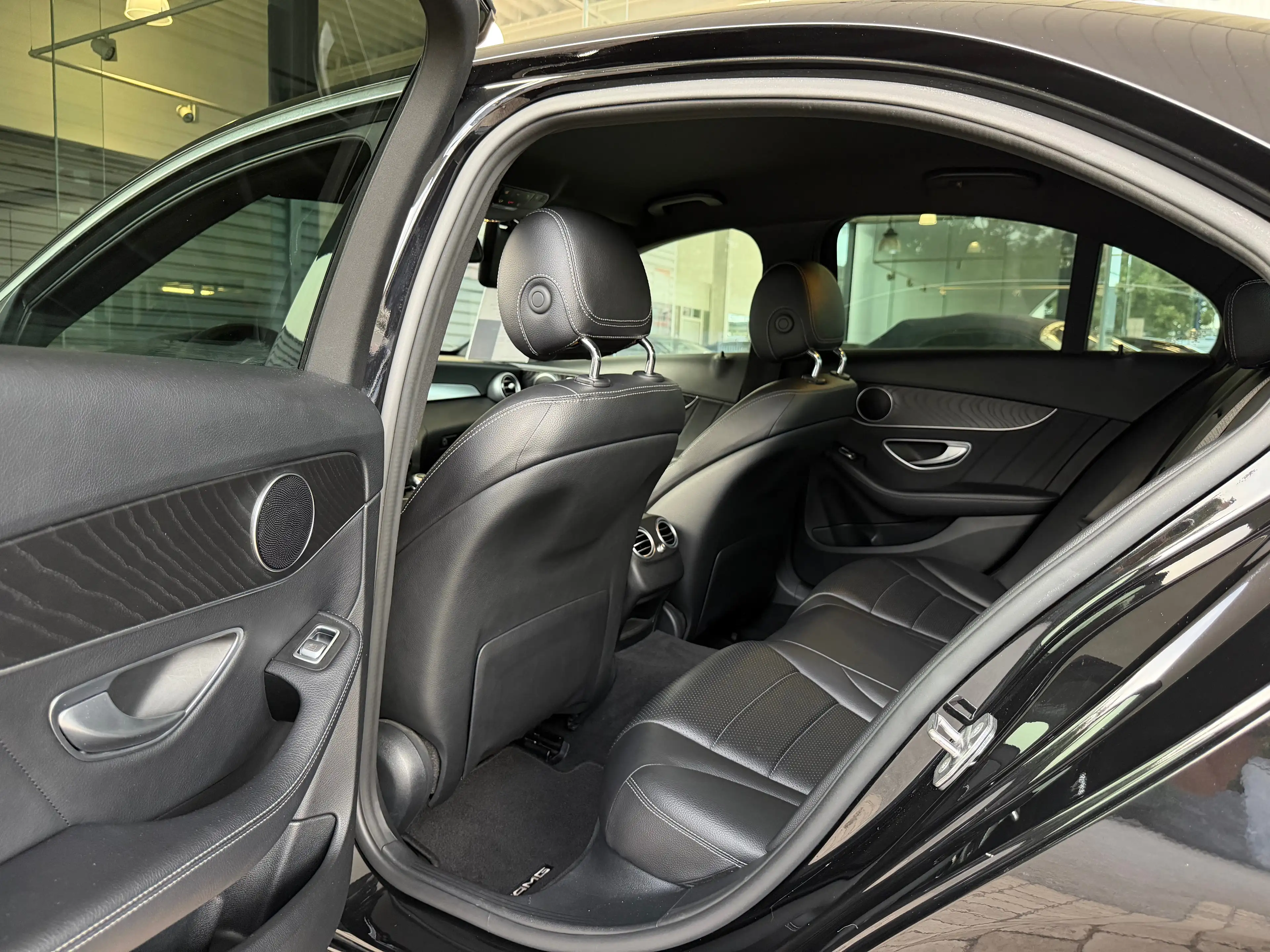 Mercedes-Benz C 180 d "PACK AMG" BIXENON-GPS-CUIR-JA18P-GAR 1AN — photo 13