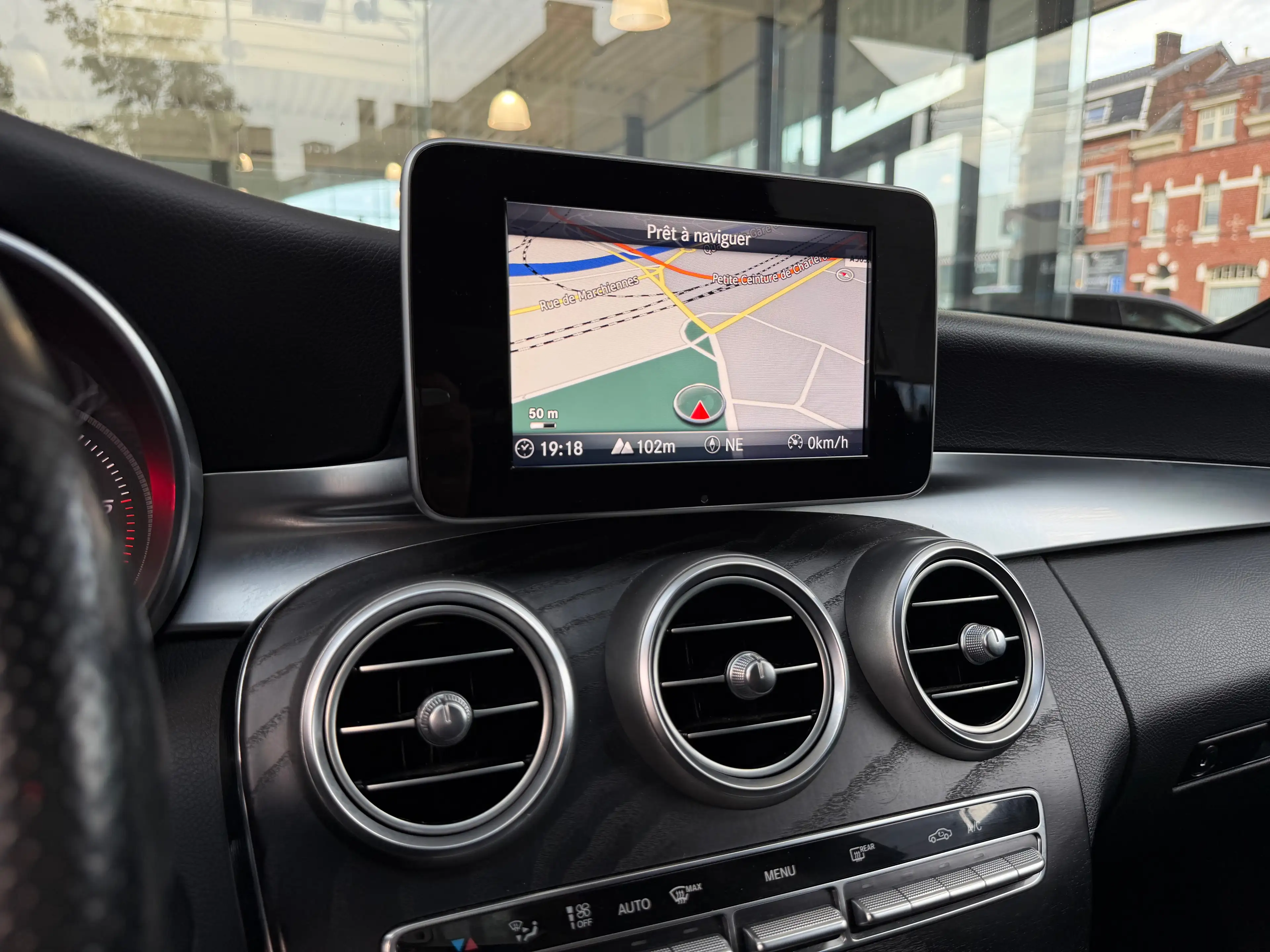 Mercedes-Benz C 180 d "PACK AMG" BIXENON-GPS-CUIR-JA18P-GAR 1AN — photo 14