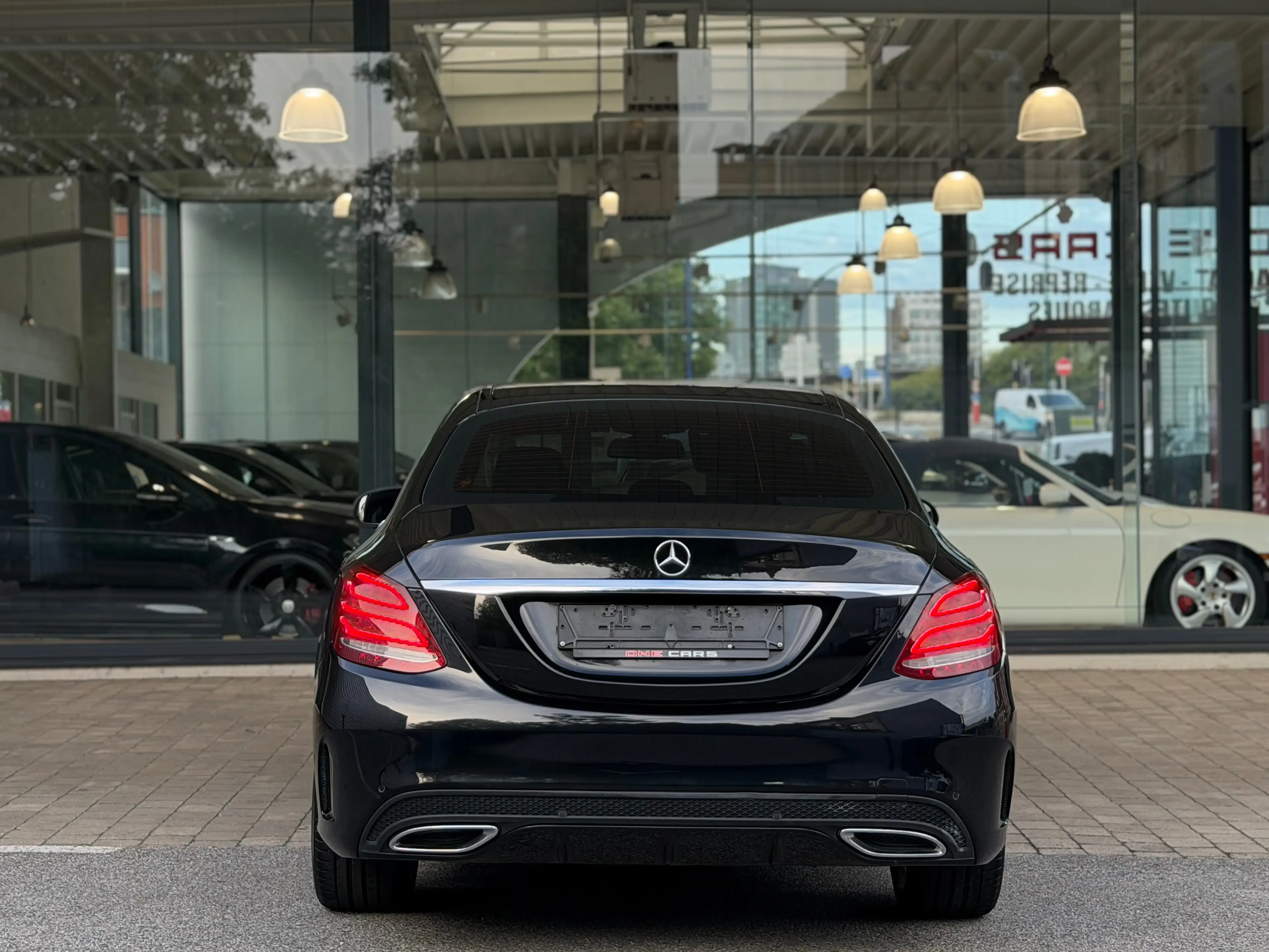 Mercedes-Benz C 180 d "PACK AMG" BIXENON-GPS-CUIR-JA18P-GAR 1AN — photo 5