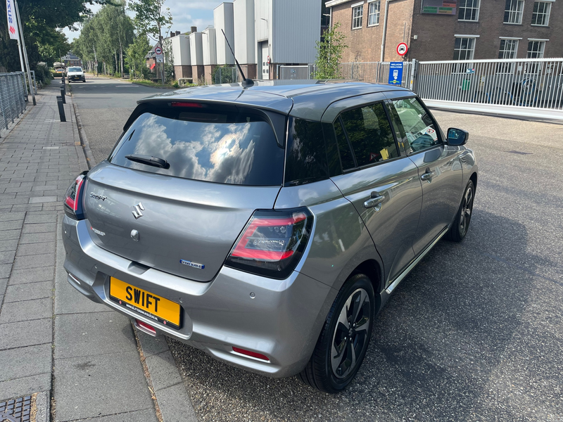 Suzuki Swift 1.2 Style Smart Hybrid AUTOMAAT // SLECHTS 3000 KM — photo 8