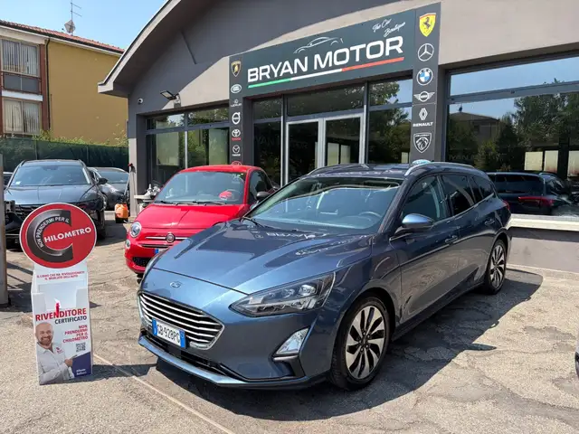 2020 Ford Focus in Blue for sale