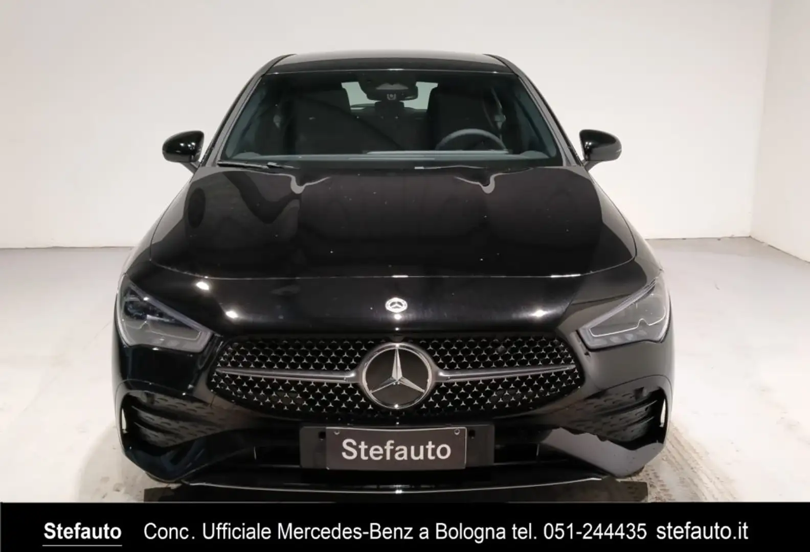 Mercedes-Benz CLA 180 d Automatic Shooting Brake AMG Line Advanced Plus Noir - 2
